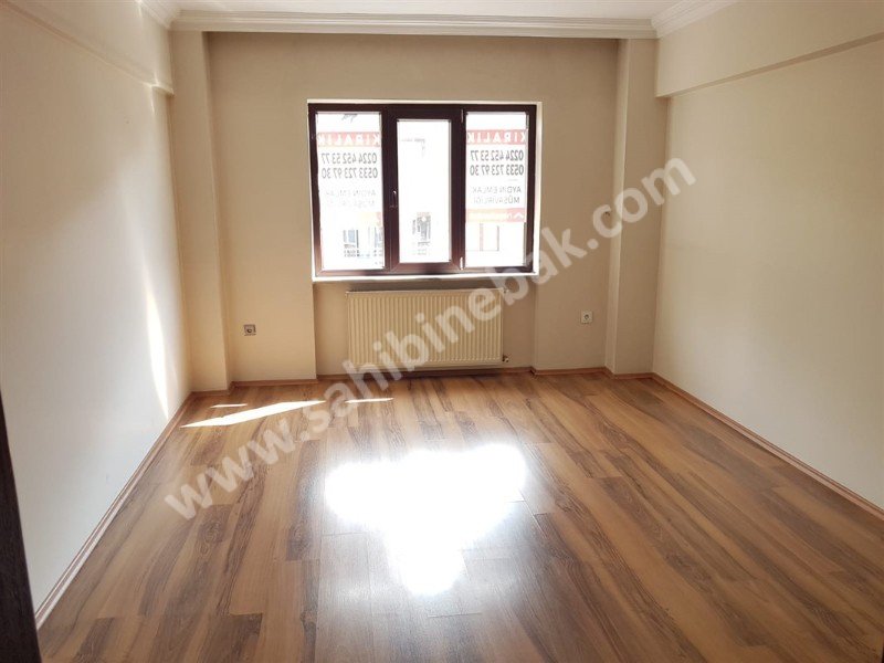 BURSA NİLÜFER BEŞEVLER KONAK MH. KİRALIK 3.KAT 3+1 DAİRE 24.000 TL.