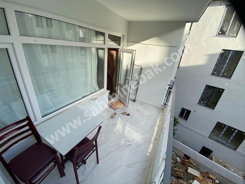ROSADAN YALI MAH. ŞAHANE KONUMDA TEMIZ SATILIK DAİRE