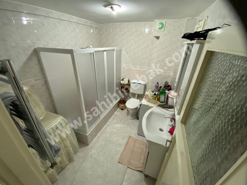 ROSADAN YALI MAH. ŞAHANE KONUMDA TEMIZ SATILIK DAİRE
