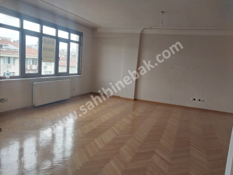 ROSADAN MALTEPE ÇARŞIDA KİRALIK 4.KAT 2+1 TEMIZ 100 M2 DAİRE