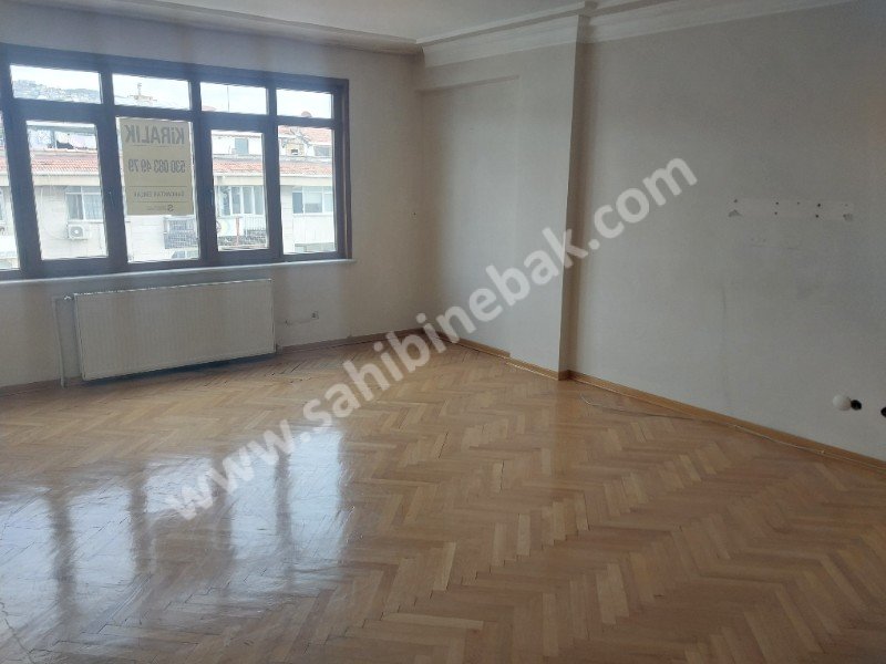 ROSADAN MALTEPE ÇARŞIDA KİRALIK 4.KAT 2+1 TEMIZ 100 M2 DAİRE