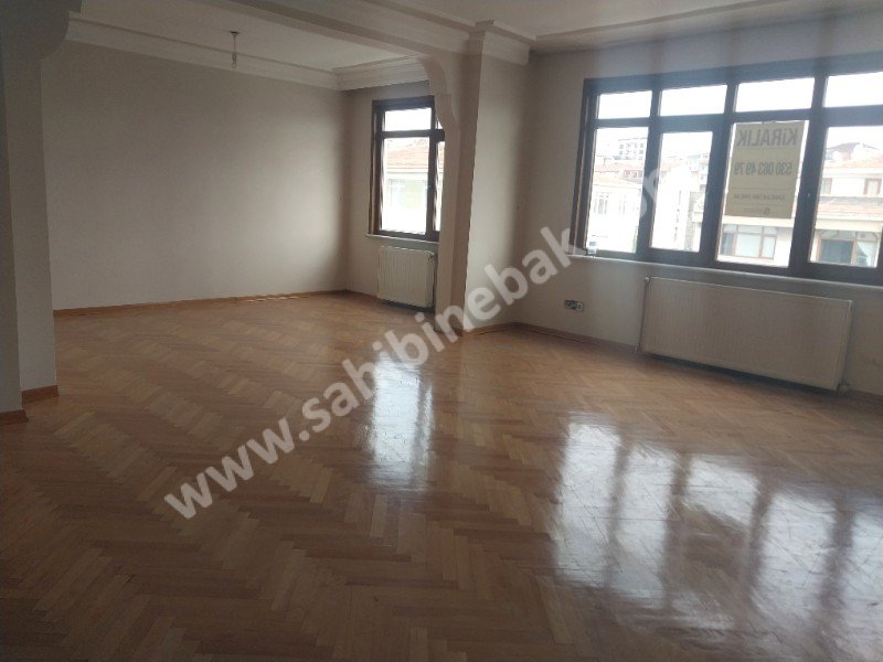 ROSADAN MALTEPE ÇARŞIDA KİRALIK 4.KAT 2+1 TEMIZ 100 M2 DAİRE