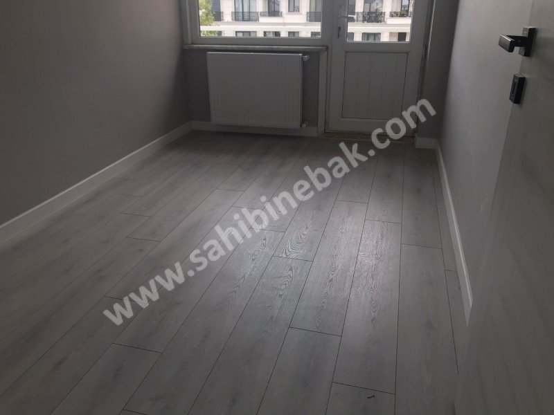 ROSADAN MALTEPE ÇARŞI İÇİNDE KİRALIK OFİS