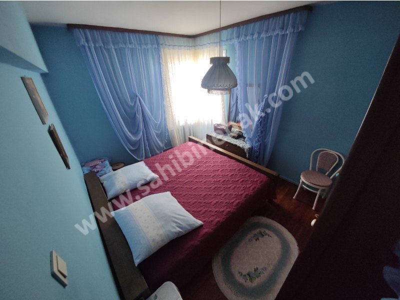 ROSA DAN KADIKÖY ACIBADEMDE ACİL SATILIK 2.KAT 3+1 125 M2 DAİRE