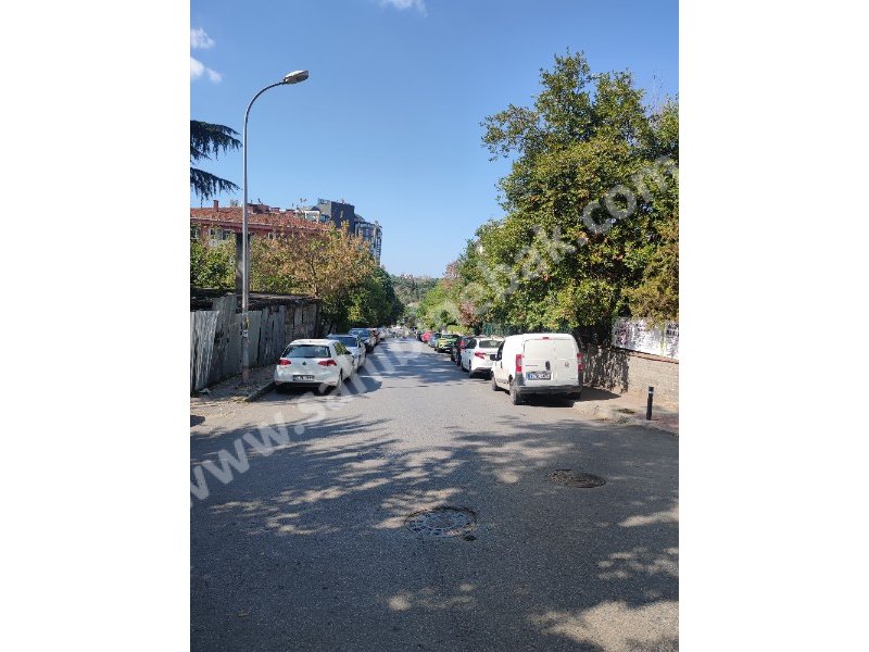 ROSA DAN KADIKÖY ACIBADEMDE ACİL SATILIK 2.KAT 3+1 125 M2 DAİRE