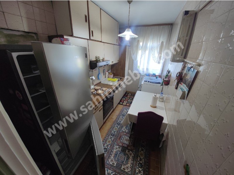ROSA DAN KADIKÖY ACIBADEMDE ACİL SATILIK 2.KAT 3+1 125 M2 DAİRE