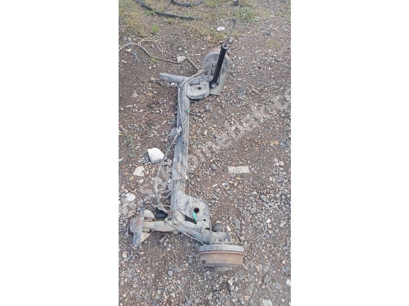 Renault Clio Sembol arka dingil torsiyon yedek parça