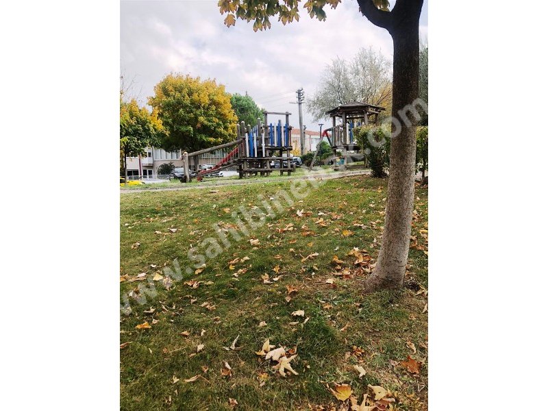 BURSA NİLÜFER BEŞEVLER KONAK MH. KİRALIK 4.KAT 3+1 MANZARALI DAİRE 22.000 TL.