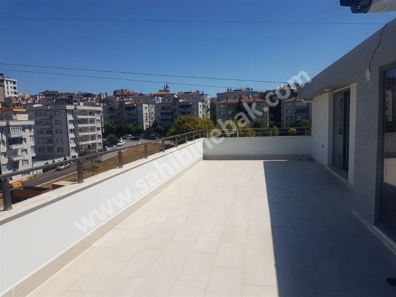 BURSA NİLÜFER BEŞEVLER DE KİRALIK 4.KAT 2+1 LÜX DAİRE 20.000 TL.