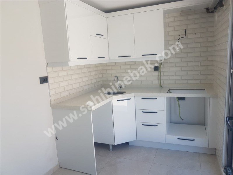BURSA NİLÜFER BEŞEVLER DE KİRALIK 4.KAT 2+1 LÜX DAİRE 20.000 TL.