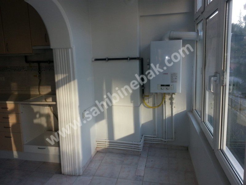 BURSA NİLÜFER BEŞEVLER KONAK MAH. KİRALIK 2.KAT 3+1 DAİRE 22.000 TL.
