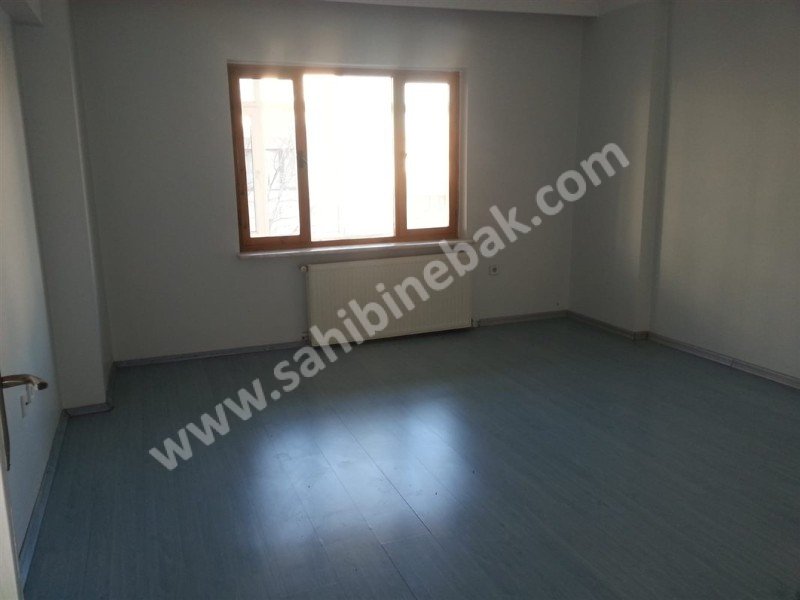 BURSA NİLÜFER BEŞEVLER KONAK MAH. KİRALIK 2.KAT 3+1 DAİRE 22.000 TL.