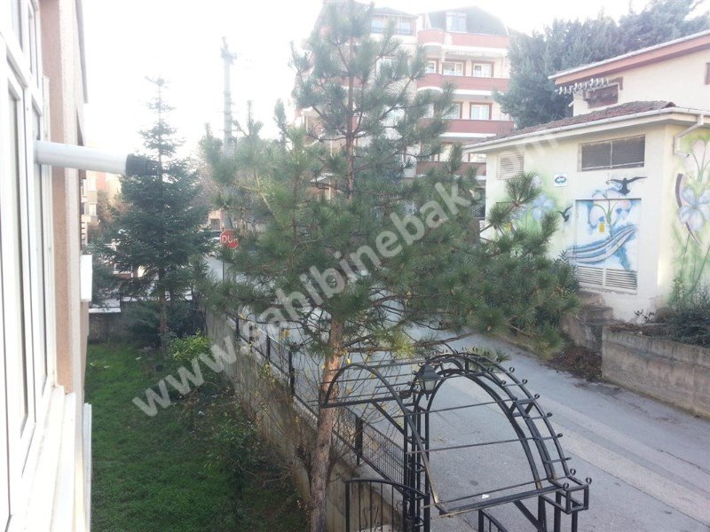 BURSA NİLÜFER BEŞEVLER KONAK MAH. KİRALIK 2.KAT 3+1 DAİRE 22.000 TL.