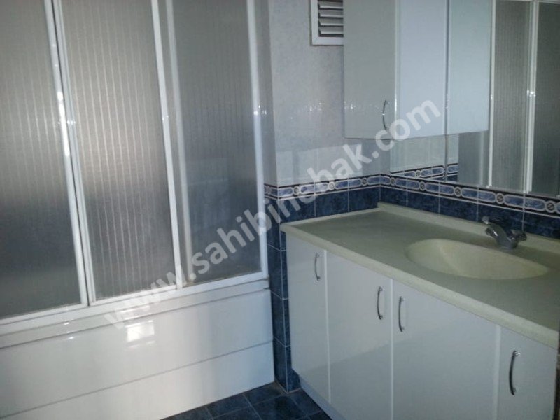 BURSA NİLÜFER BEŞEVLER KONAK MAH. KİRALIK 2.KAT 3+1 DAİRE 22.000 TL.