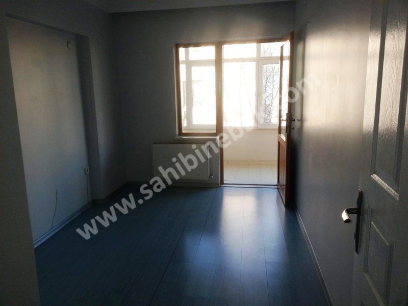 BURSA NİLÜFER BEŞEVLER KONAK MAH. KİRALIK 2.KAT 3+1 DAİRE 22.000 TL.