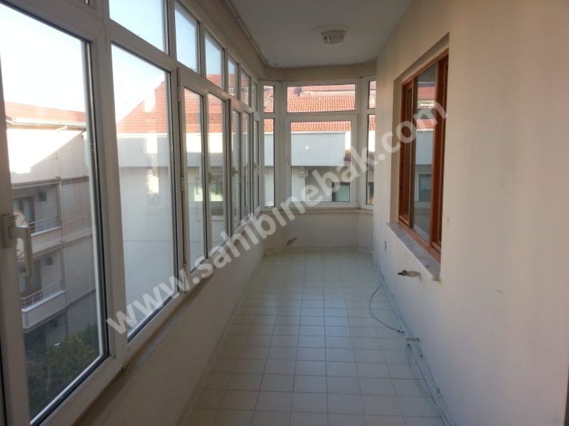 BURSA NİLÜFER BEŞEVLER KONAK MAH. KİRALIK 2.KAT 3+1 DAİRE 22.000 TL.