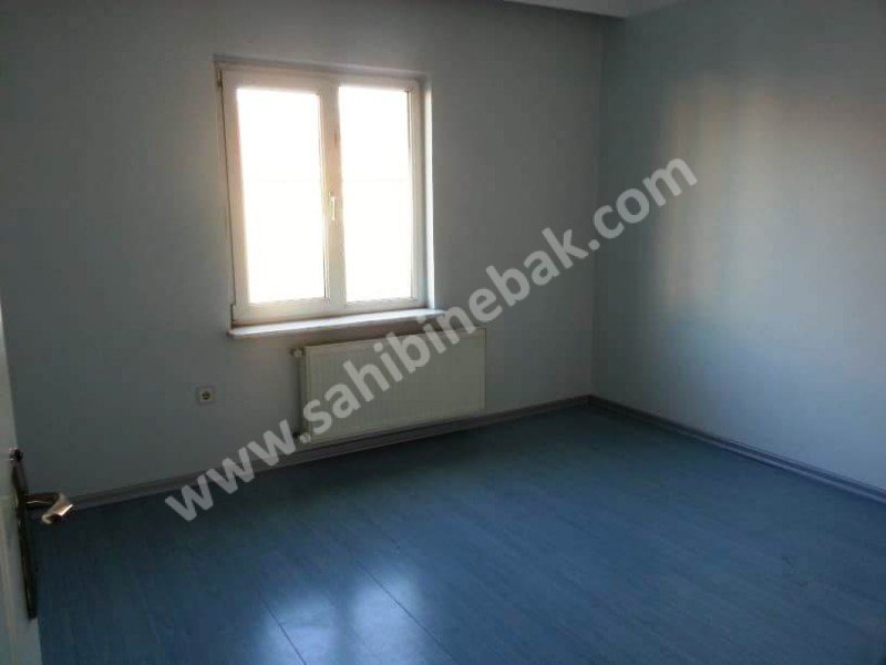 BURSA NİLÜFER BEŞEVLER KONAK MAH. KİRALIK 2.KAT 3+1 DAİRE 22.000 TL.