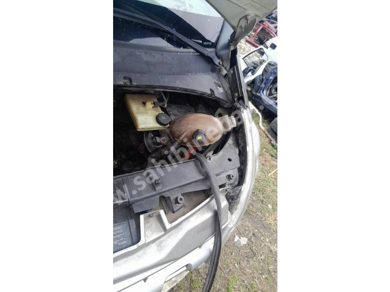 Renault Master 3 sol podya kesme yedek parça