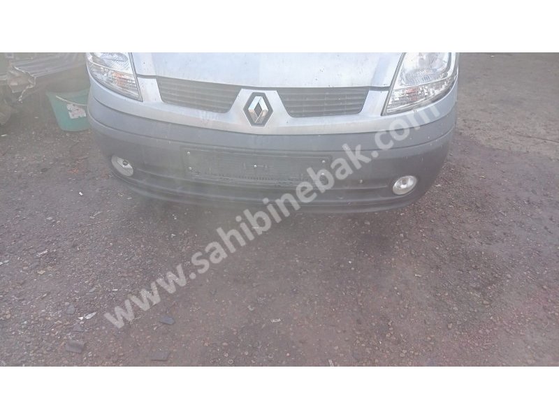 Renault Kango 2  ön tampon yedek parça