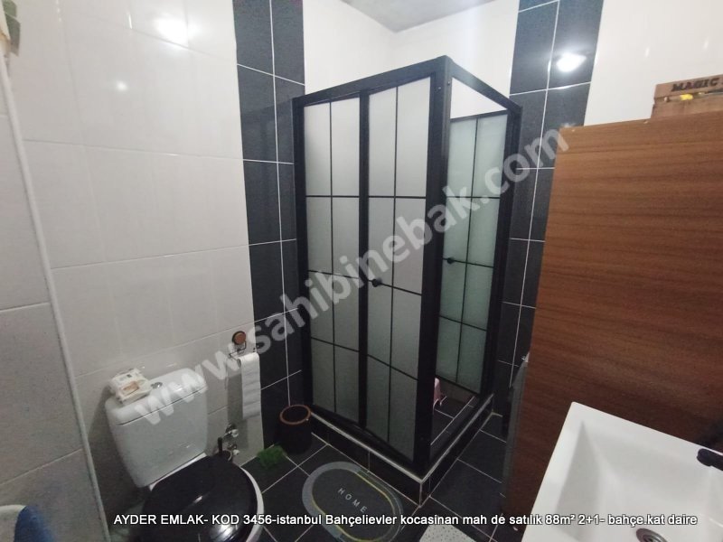 İstanbul Bahçelievler kocasinan mah de satılık 88m² 2+1- bahçe.kat daire