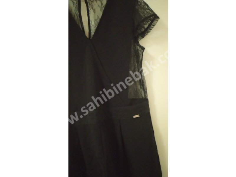 GUESS MARKA ZARİF DANTELLİ ŞORTLU ABİYE TULUM TAKIM 1600 TL