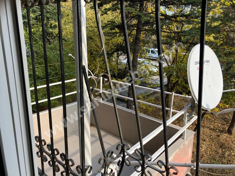 TÜRKİŞ BLOKLARI KİRALIK 2+L SALON YAPILI DAİRE