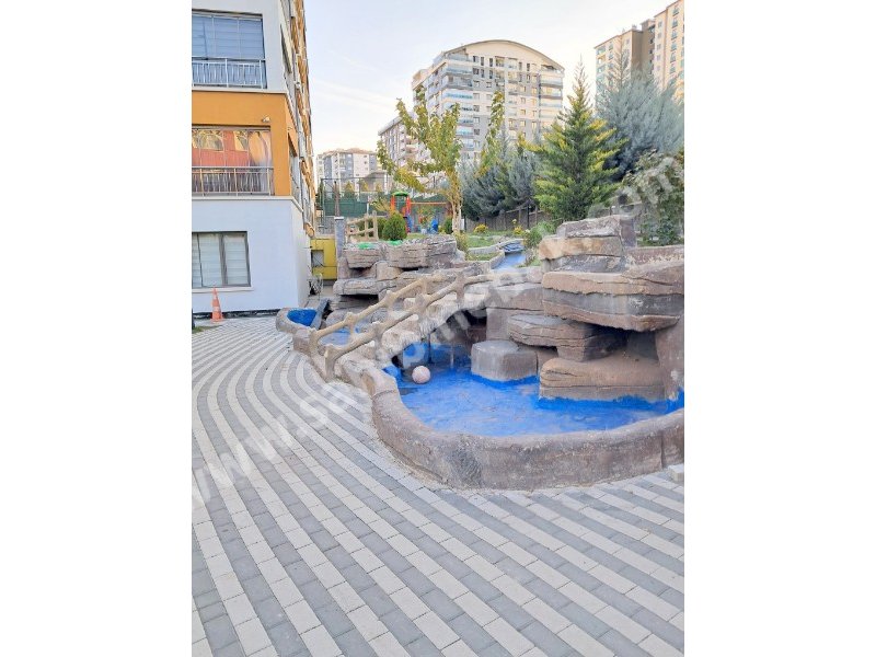 ALTINDAĞ GÜNEŞEVLERDE SİTE İÇİNDE SATILIK 4+1 DAİRE