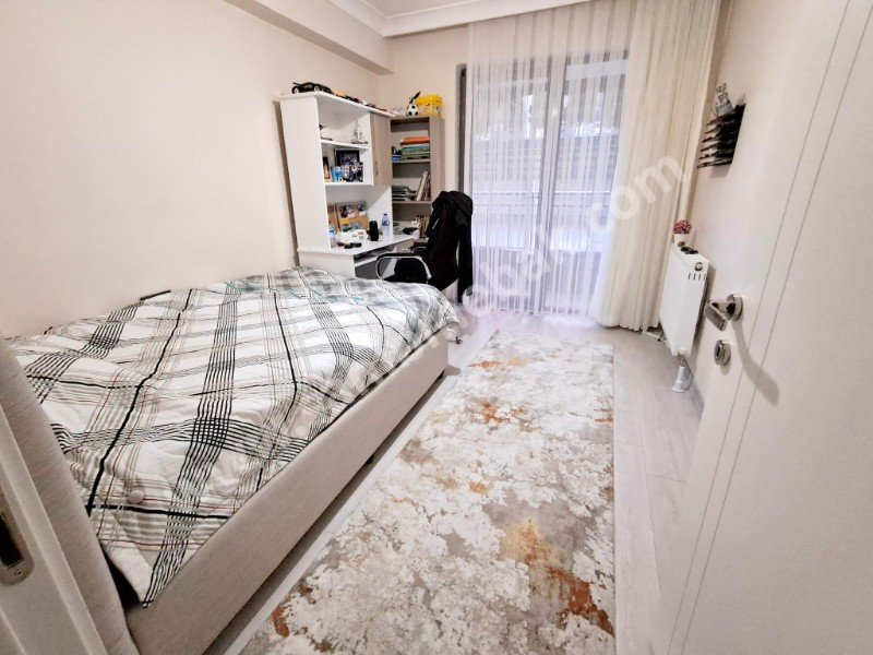 ALTINDAĞ GÜNEŞEVLERDE SİTE İÇİNDE SATILIK 4+1 DAİRE
