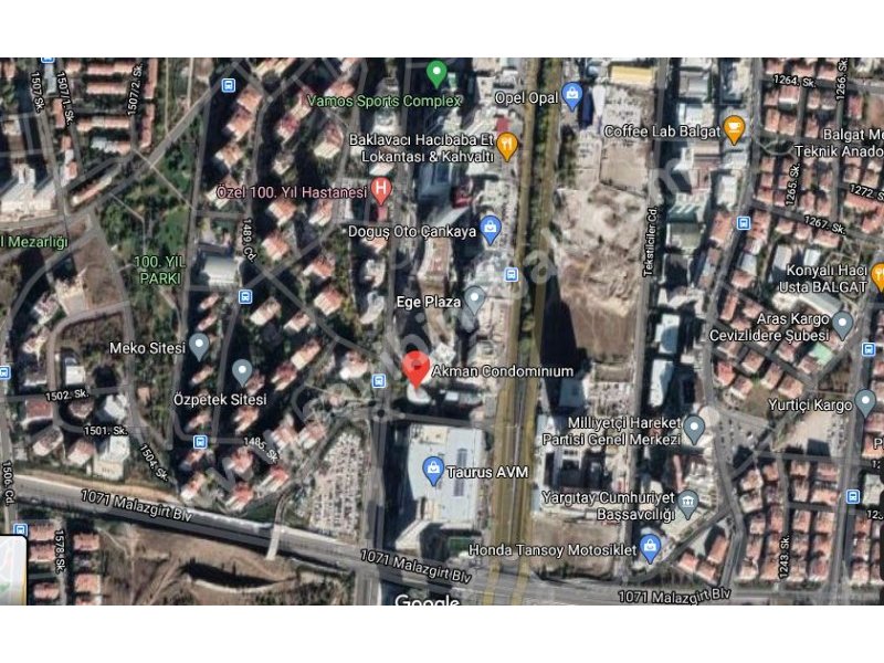 AKMAN PLAZADA 1+1 ARA KAT İSTER OFİS İSTER KONUT KULLANIMINA UYGUN KİRALIK MÜLK