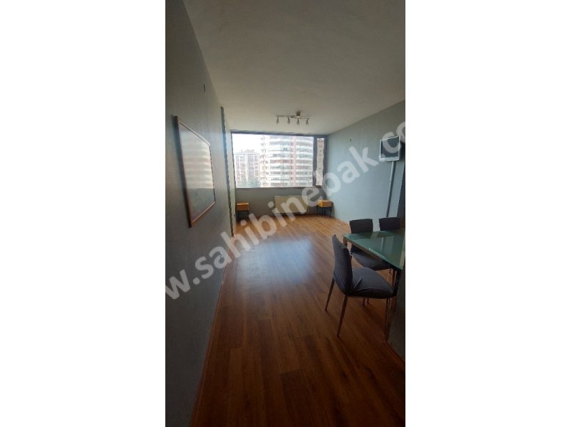 AKMAN PLAZADA 1+1 ARA KAT İSTER OFİS İSTER KONUT KULLANIMINA UYGUN KİRALIK MÜLK