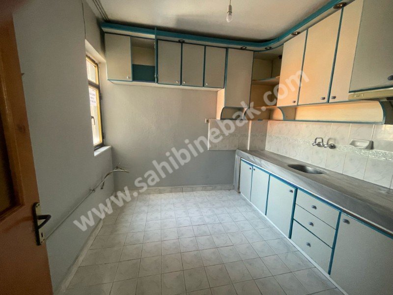 BURSA YILDIRIM ORTABAĞLAR'DA KİRALIK 95m2 2+1 ARAKAT DAİRE