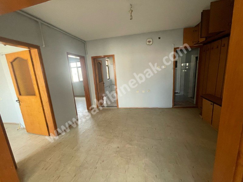 BURSA YILDIRIM ORTABAĞLAR'DA KİRALIK 95m2 2+1 ARAKAT DAİRE