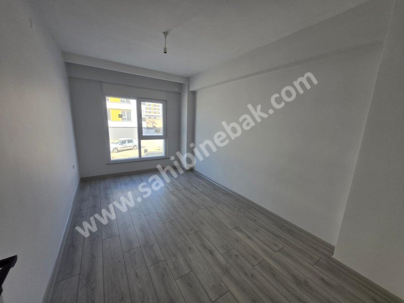 ESKİŞEHİR AŞAĞISÖĞÜTÖNÜ MAHALLESİNDE SATILIK 4+1 200 m2 SIFIR DAİRE