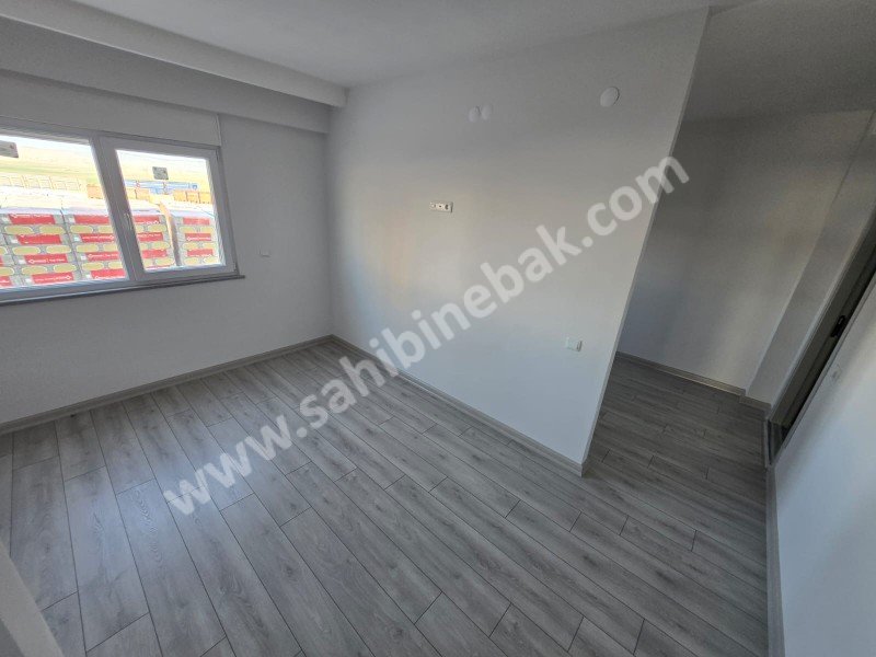 ESKİŞEHİR AŞAĞISÖĞÜTÖNÜ MAHALLESİNDE SATILIK 4+1 200 m2 SIFIR DAİRE