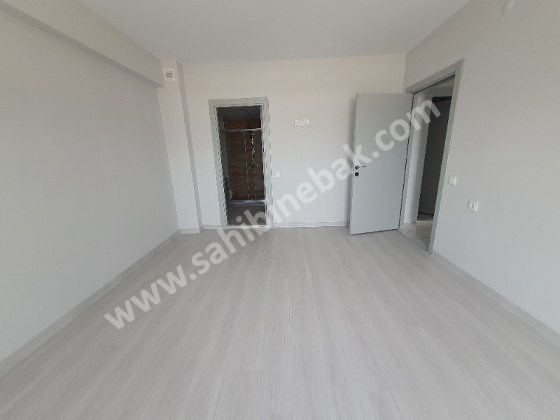 ESKİŞEHİR AŞAĞISÖĞÜTÖNÜ MAHALLESİ SATILIK 3+1 156 m2 DAİRE