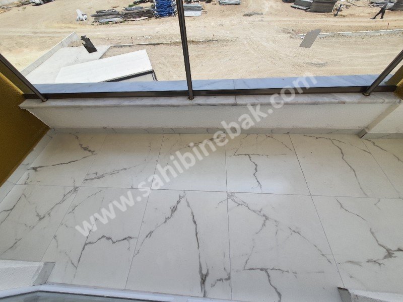 ESKİŞEHİR AŞAĞISÖĞÜTÖNÜ MAHALLESİ SATILIK 3+1 156 m2 DAİRE
