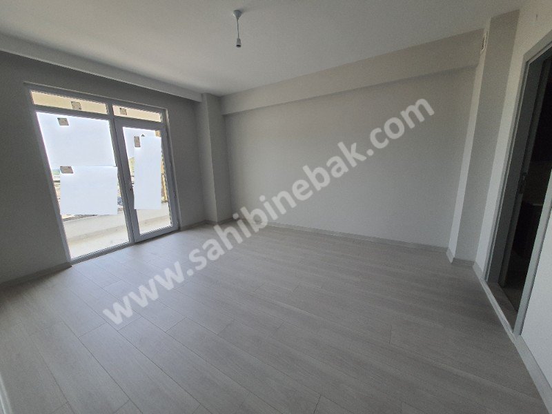 ESKİŞEHİR AŞAĞISÖĞÜTÖNÜ MAHALLESİ SATILIK 3+1 156 m2 DAİRE