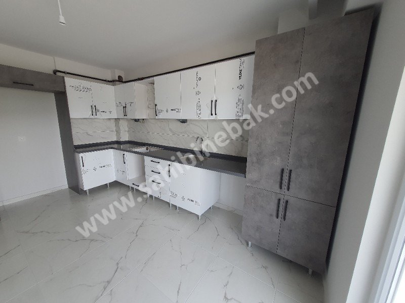 ESKİŞEHİR AŞAĞISÖĞÜTÖNÜ MAHALLESİ SATILIK 3+1 156 m2 DAİRE