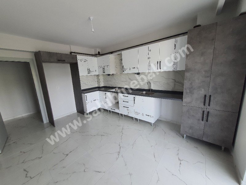 ESKİŞEHİR AŞAĞISÖĞÜTÖNÜ MAHALLESİ SATILIK 3+1 156 m2 DAİRE