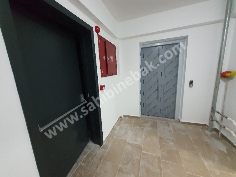 ESKİŞEHİR AŞAĞISÖĞÜTÖNÜ MAHALLESİ SATILIK 3+1 156 m2 DAİRE