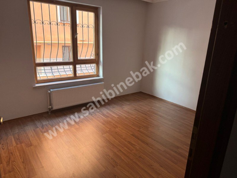 ALTINDAĞ GÜNEŞEVLERDE KİRALIK 3+1 YÜKSEK GİRİŞ YAPILI DAİRE
