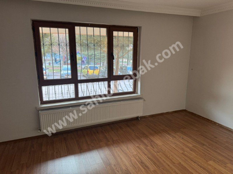 ALTINDAĞ GÜNEŞEVLERDE KİRALIK 3+1 YÜKSEK GİRİŞ YAPILI DAİRE