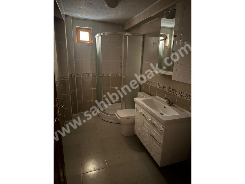 ALTINDAĞ GÜNEŞEVLERDE KİRALIK 3+1 YÜKSEK GİRİŞ YAPILI DAİRE