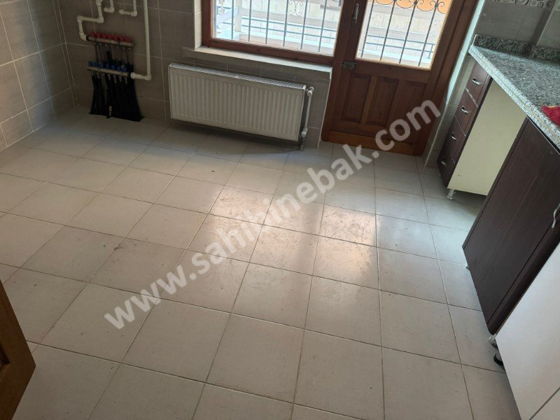 ALTINDAĞ GÜNEŞEVLERDE KİRALIK 3+1 YÜKSEK GİRİŞ YAPILI DAİRE