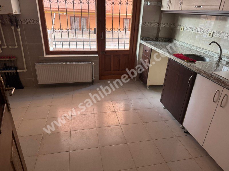 ALTINDAĞ GÜNEŞEVLERDE KİRALIK 3+1 YÜKSEK GİRİŞ YAPILI DAİRE