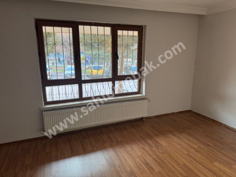 ALTINDAĞ GÜNEŞEVLERDE KİRALIK 3+1 YÜKSEK GİRİŞ YAPILI DAİRE