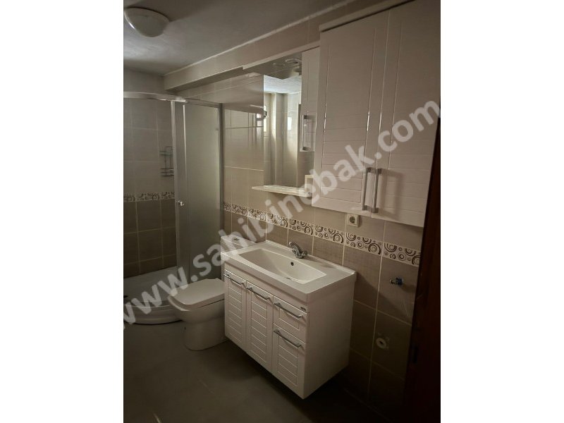 ALTINDAĞ GÜNEŞEVLERDE KİRALIK 3+1 YÜKSEK GİRİŞ YAPILI DAİRE
