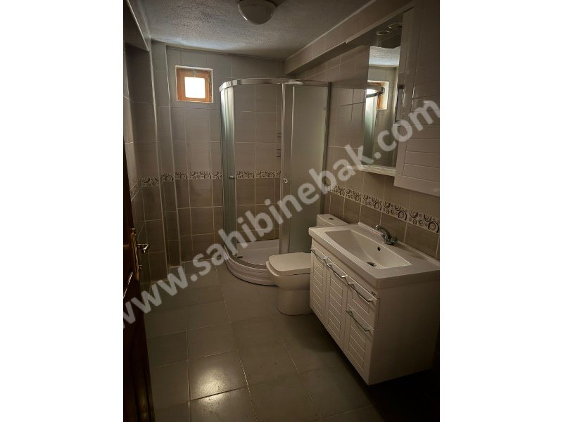 ALTINDAĞ GÜNEŞEVLERDE KİRALIK 3+1 YÜKSEK GİRİŞ YAPILI DAİRE
