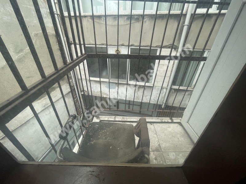 BURSA OSMANGAZİ HEYKEL MERKEZDE SATILIK ARA KAT 1+1 OFİS & BÜRO