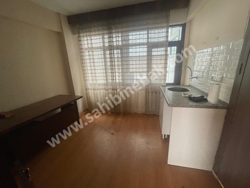 BURSA OSMANGAZİ HEYKEL MERKEZDE SATILIK ARA KAT 1+1 OFİS & BÜRO